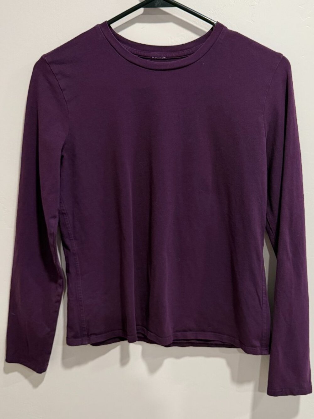 Lululemon Women's Shirt Medium Purple Long Sleeve Crew Neck